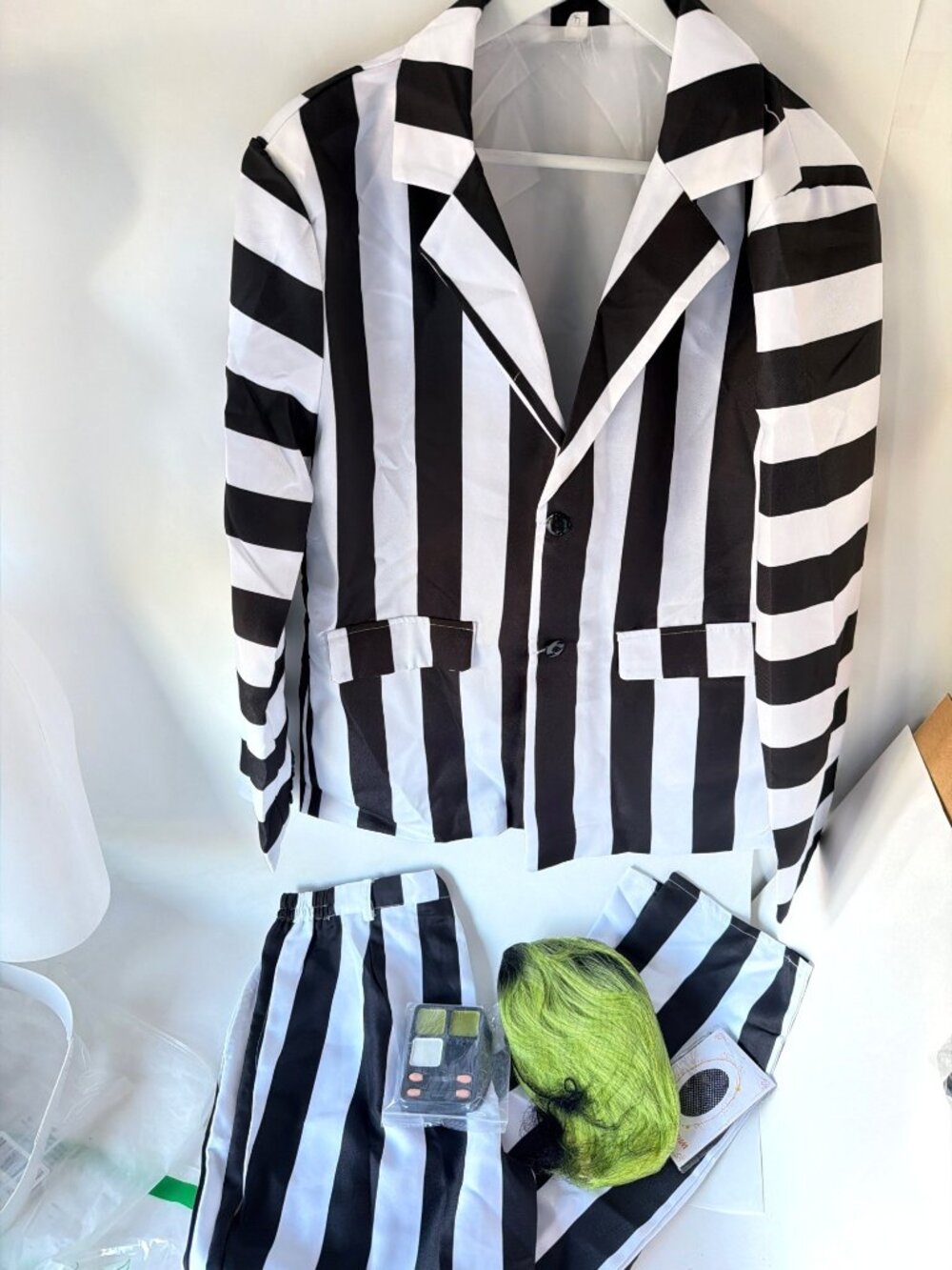 Beetlejuice Inspired Striped Cosplay Costume Set With Wig Unisex Adult Size M
